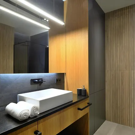 Nautica Apart-hotel 4*