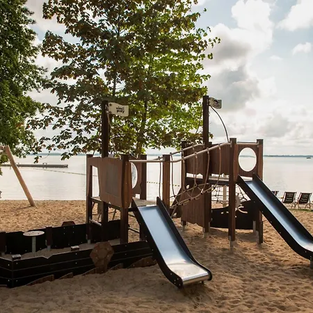 Nautica Aparthotel 4*