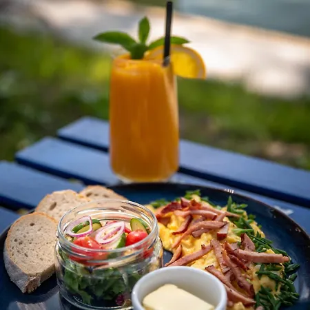 Aparthotel Nautica 4*