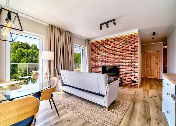 Nautica Aparthotel 4*